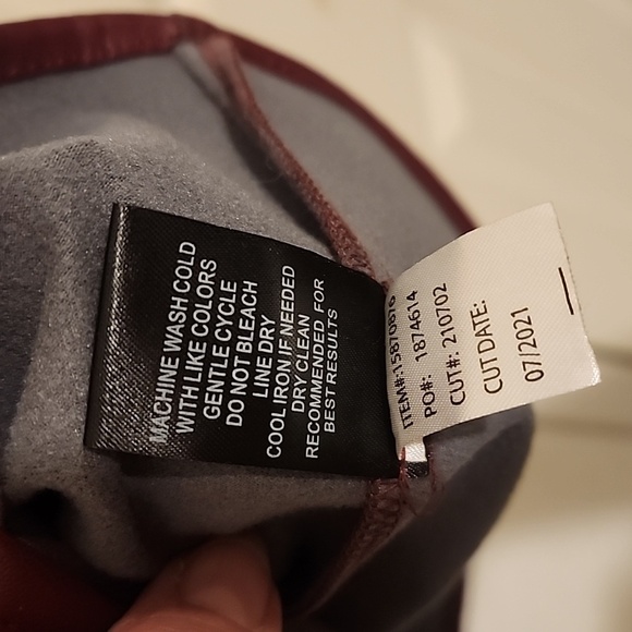 Torrid Zinfandel Faux Leather Peplum Top 3 3x 22/24 - Picture 4 of 7